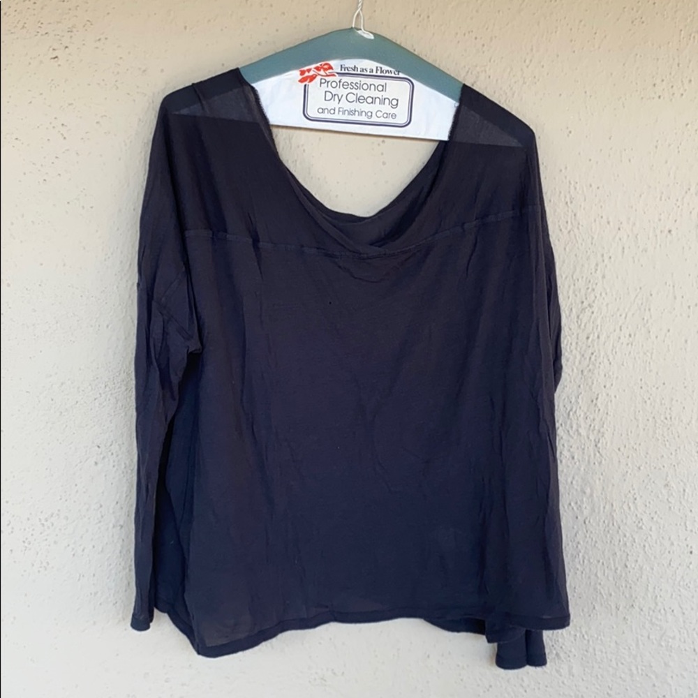 V-Back Long Sleeve Top